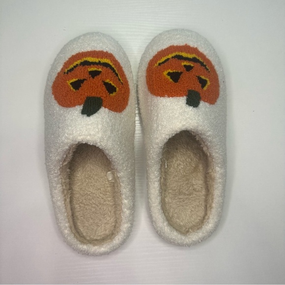 Halloween Jack-o’-Lantern Slippers - Size M/L - Picture 1 of 4